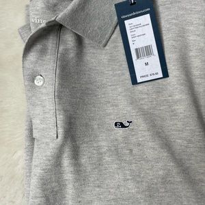 Brand new mens vineyard vines polo t shirt. Never worn, still has the tags.